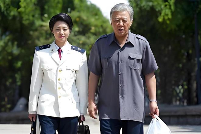 父母爱情：江亚菲事业有成，凭的是真本事，还是依靠江德福？__父母爱情：江亚菲事业有成，凭的是真本事，还是依靠江德福？