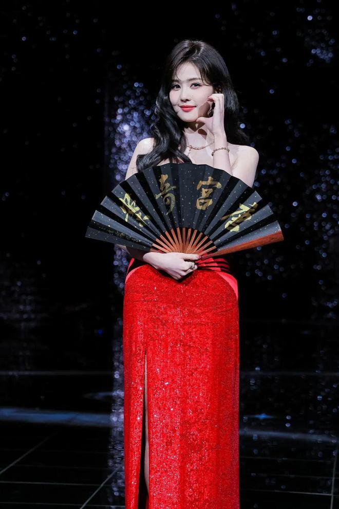 _争抢C位，连环撞衫，粉丝撕逼，大喊退票，微博之夜还能更臭吗？_争抢C位，连环撞衫，粉丝撕逼，大喊退票，微博之夜还能更臭吗？