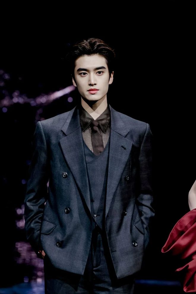 争抢C位，连环撞衫，粉丝撕逼，大喊退票，微博之夜还能更臭吗？__争抢C位，连环撞衫，粉丝撕逼，大喊退票，微博之夜还能更臭吗？