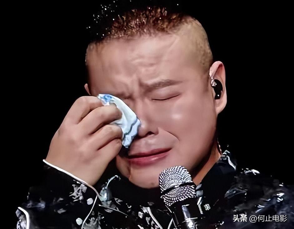 德云社岳云鹏春晚歌曲_2021德云社春晚岳云鹏_