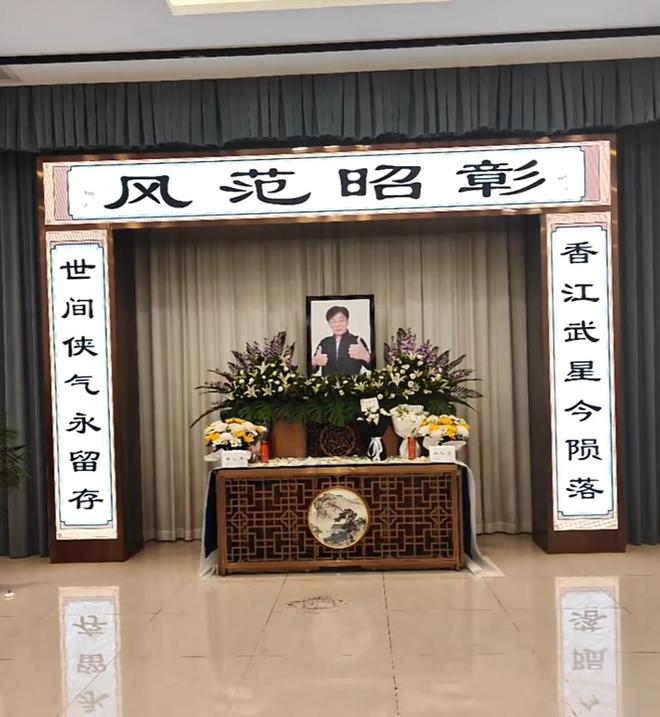 陈光标分析冰桶回应__美警方回应打脸京东