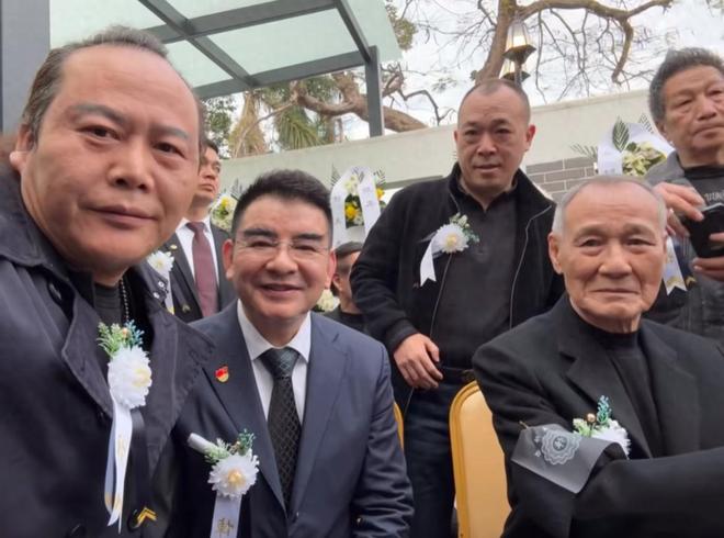 美警方回应打脸京东__陈光标分析冰桶回应