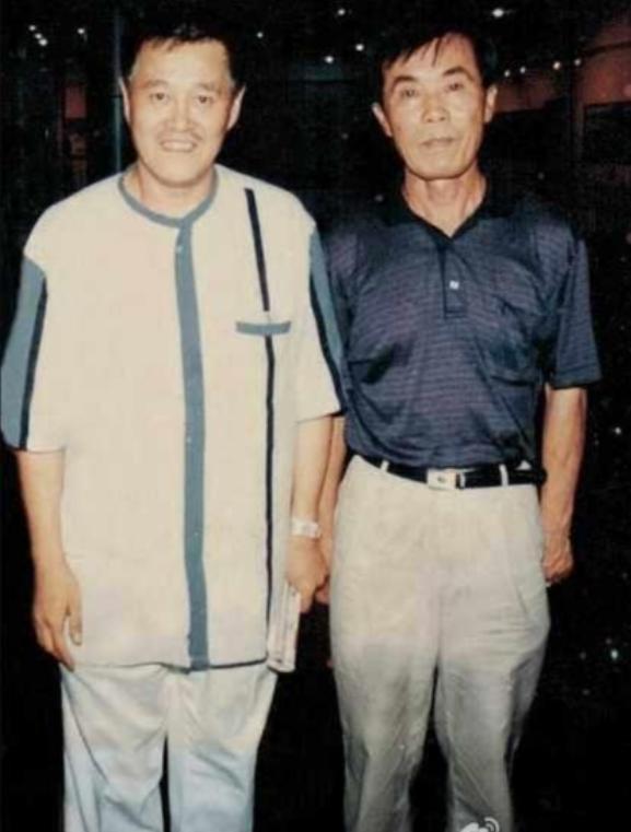 范伟不再隐瞒，终于坦白与赵本山“闹掰”的原因，何庆魁难辞其咎_范伟不再隐瞒，终于坦白与赵本山“闹掰”的原因，何庆魁难辞其咎_