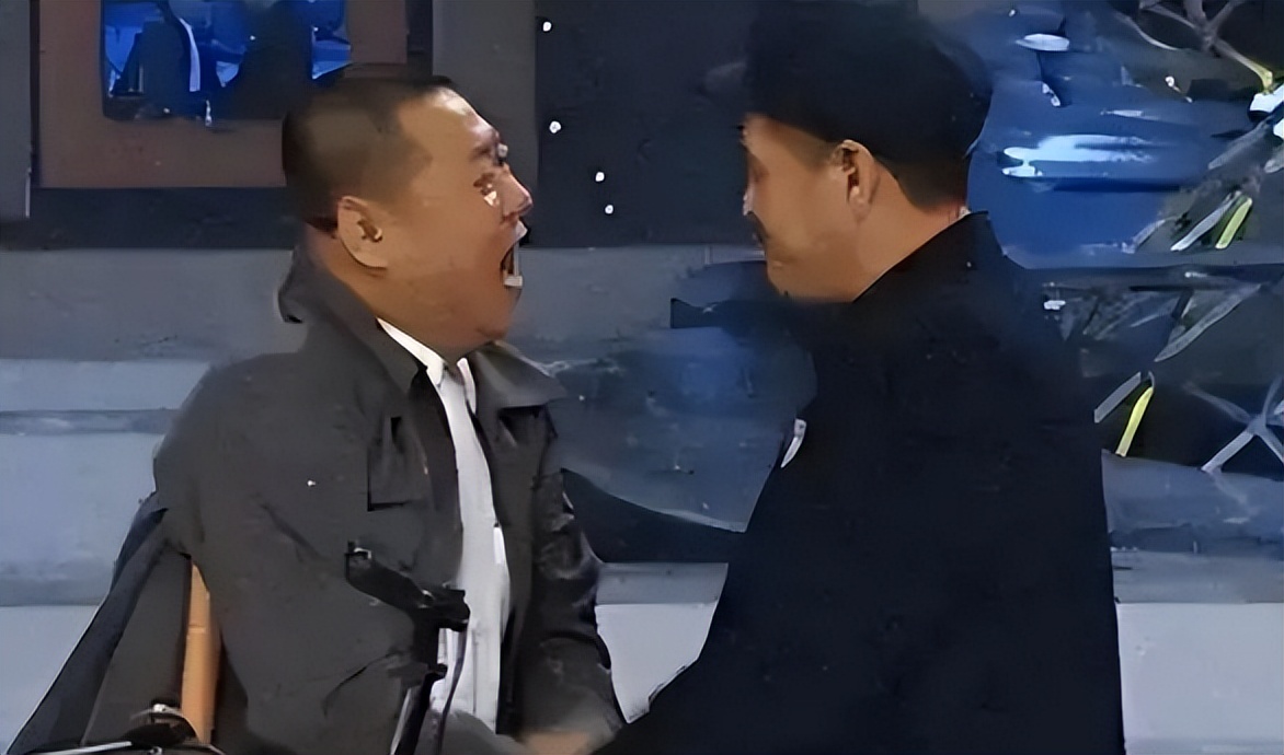 范伟不再隐瞒，终于坦白与赵本山“闹掰”的原因，何庆魁难辞其咎__范伟不再隐瞒，终于坦白与赵本山“闹掰”的原因，何庆魁难辞其咎