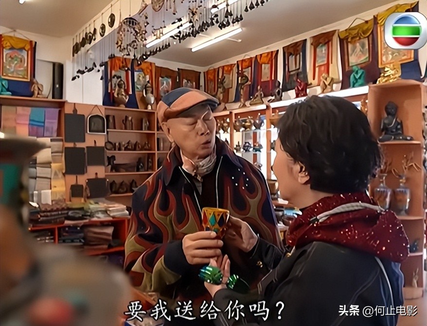 _78岁连路都走不稳还开演唱会的汪明荃，究竟是回馈粉丝还是捞金？_78岁连路都走不稳还开演唱会的汪明荃，究竟是回馈粉丝还是捞金？