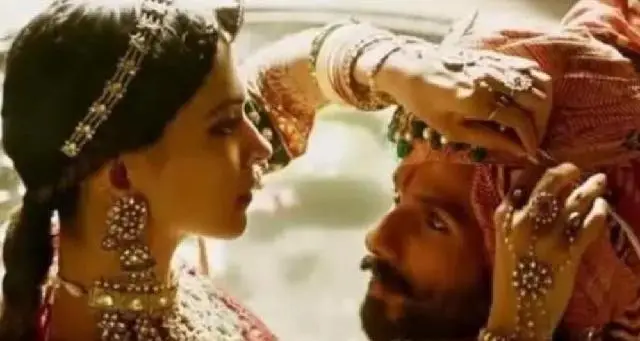 泰姬陵背后的血腥恐怖袭击_泰姬陵女主_