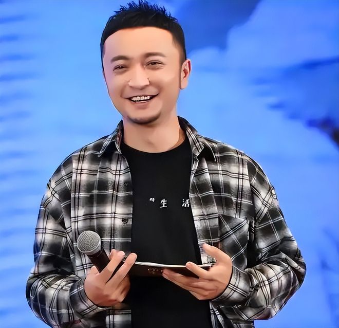 _春晚主持人尼格买提_宣城第七届南宣春晚好声音