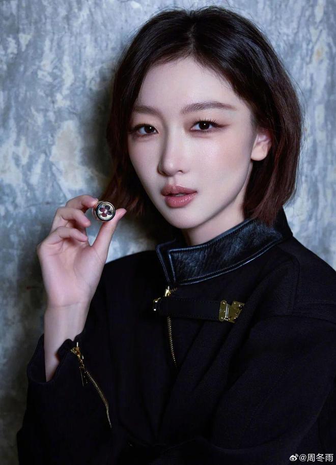 小笼包借着拍戏撩弟弟？周冬雨整容？李一桐报销粉丝车费？宋祖儿连轴转？姨太问答