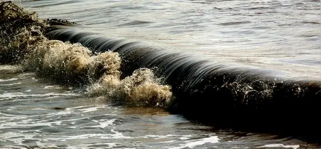 _钱塘江潮水方向_钱塘江大潮的方向