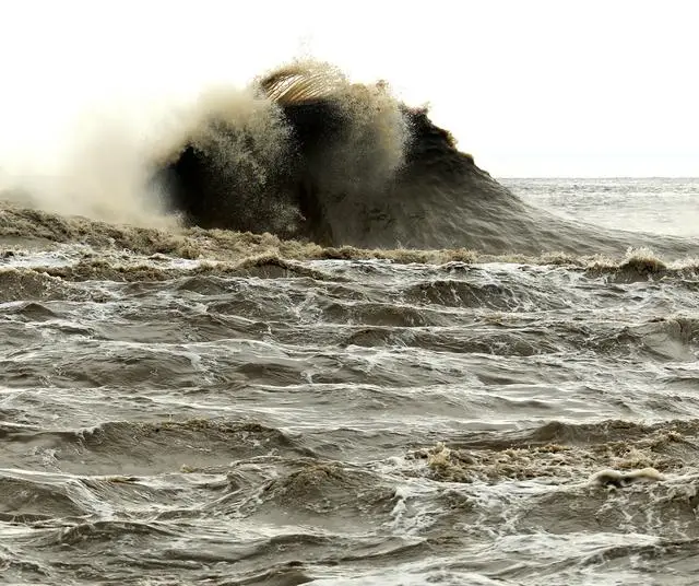 _钱塘江潮水方向_钱塘江大潮的方向