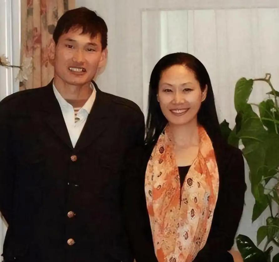 _59岁于文华现状：与丈夫住农村，穿着朴素赶大集，享受田园生活_59岁于文华现状：与丈夫住农村，穿着朴素赶大集，享受田园生活