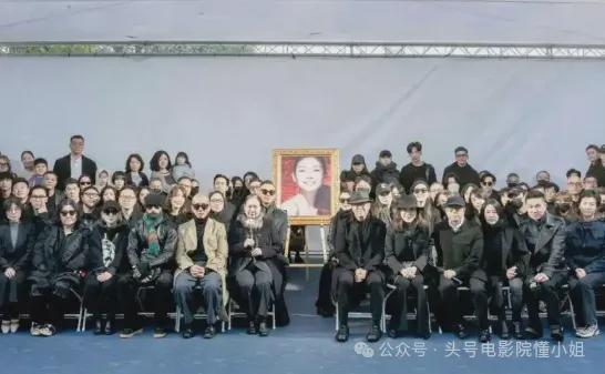 大S雕像揭幕，引三大质疑！马筱梅回应大S儿女缺席，狗仔称有猛料_大S雕像揭幕，引三大质疑！马筱梅回应大S儿女缺席，狗仔称有猛料_