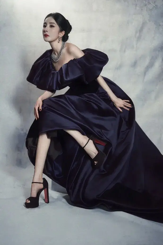 孟子义娜扎_孟子义与娜扎长的好像啊_