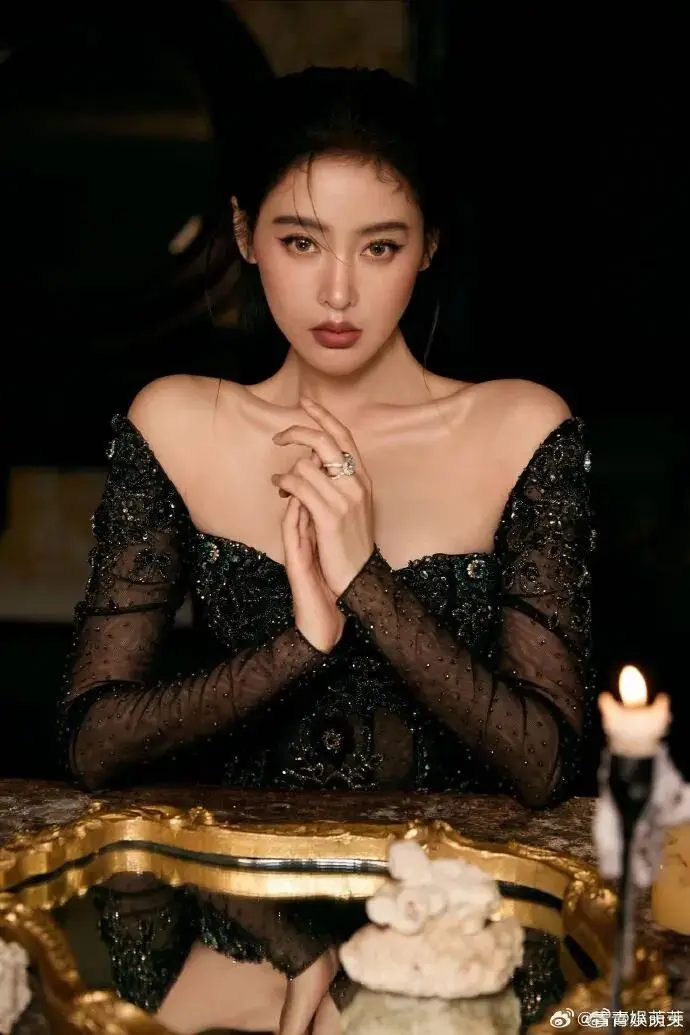 孟子义与娜扎长的好像啊_孟子义娜扎_