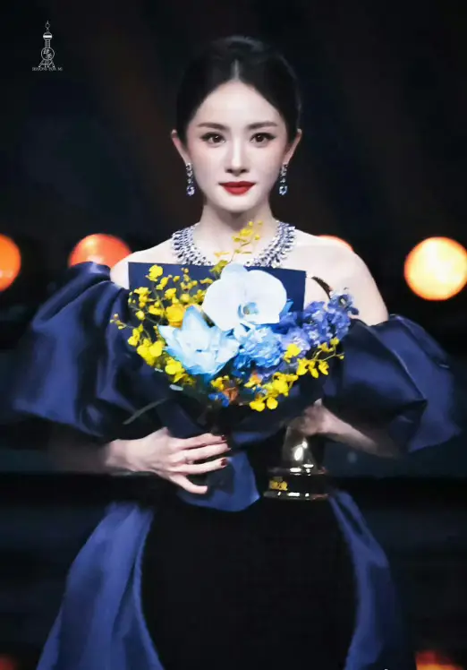 孟子义与娜扎长的好像啊__孟子义娜扎