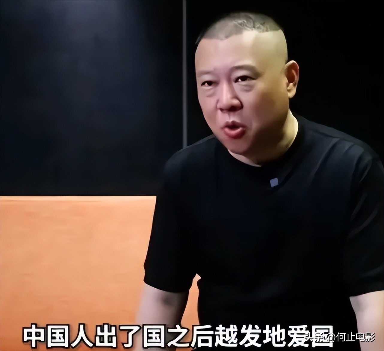 _“红歌风波”仅一月，姜昆不装了低调回国，小心思终于藏不住！_“红歌风波”仅一月，姜昆不装了低调回国，小心思终于藏不住！