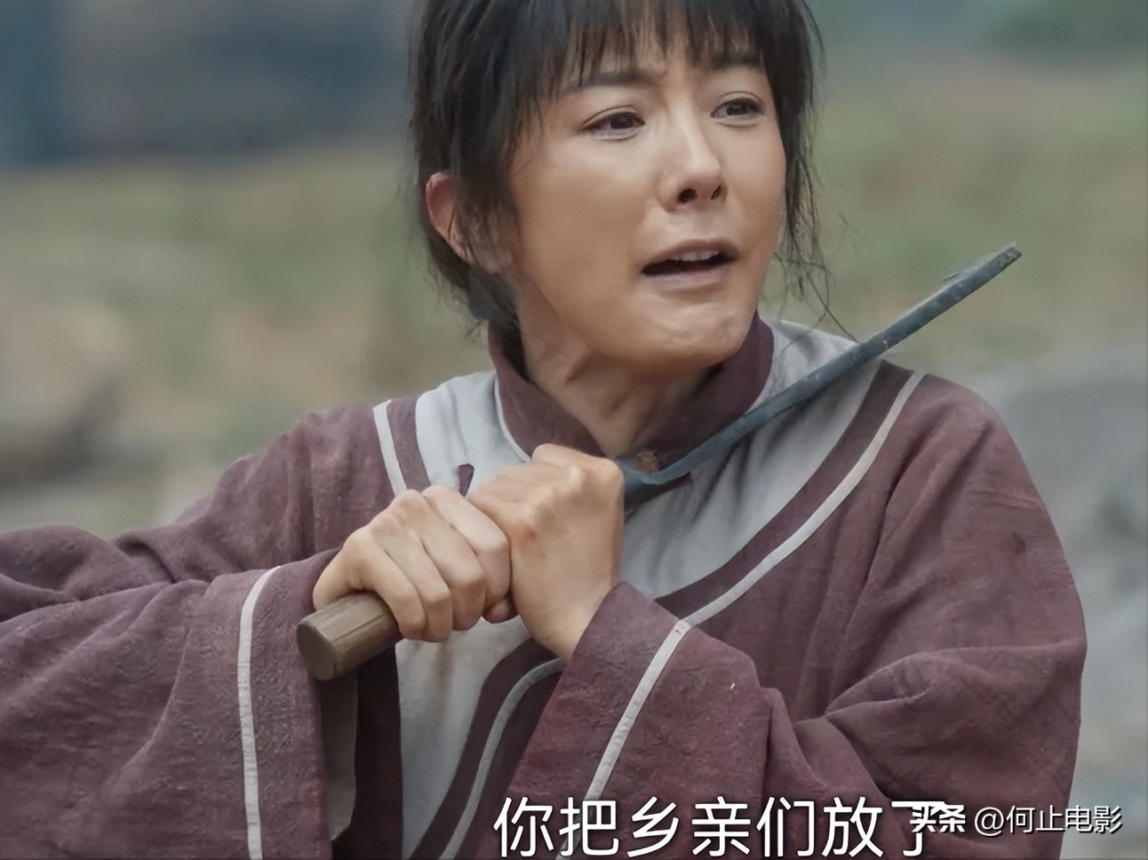 莫言得奖为何有争议__杨幂荧幕首秀