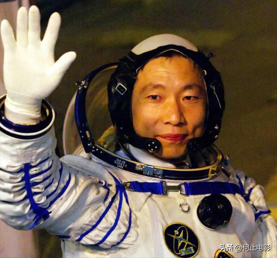 翟志刚回母校__翟志刚儿子叫什么