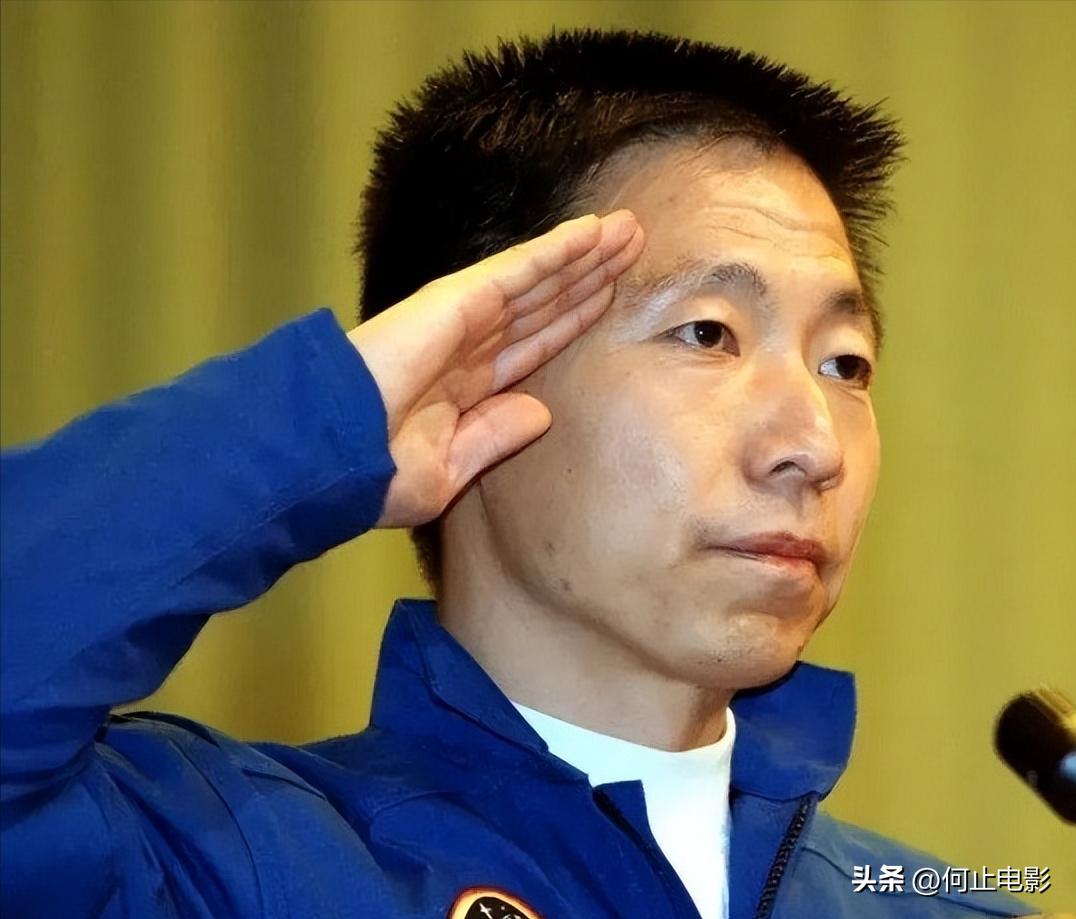 _翟志刚儿子叫什么_翟志刚回母校