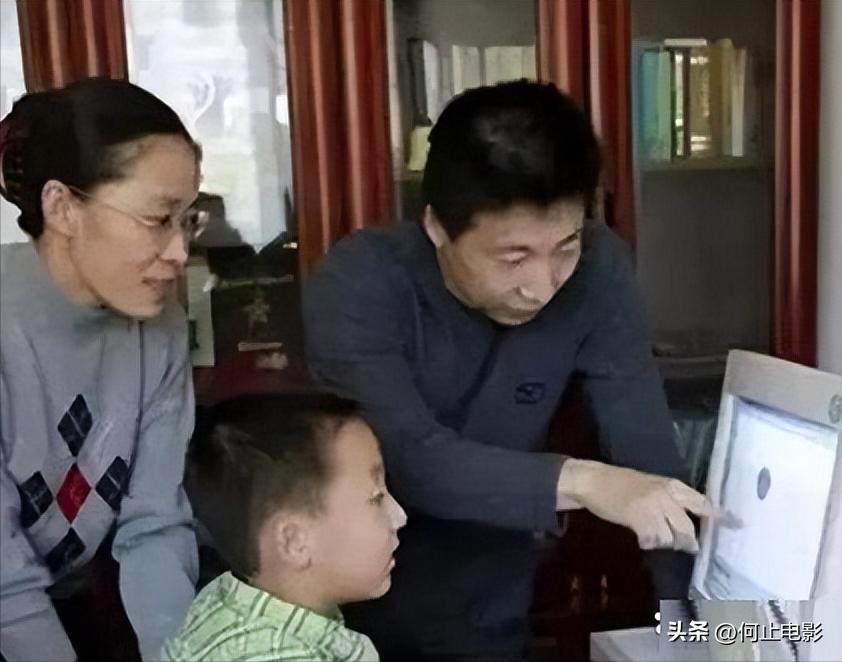 翟志刚回母校_翟志刚儿子叫什么_