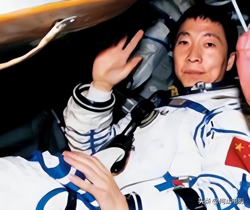 _翟志刚儿子叫什么_翟志刚回母校