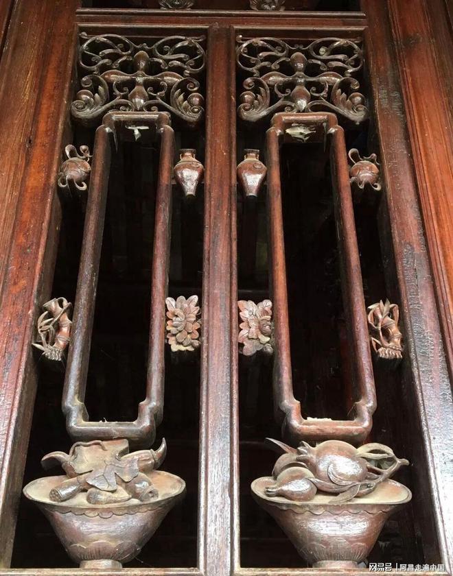 云南小镇四合院出售信息_云南四合院_