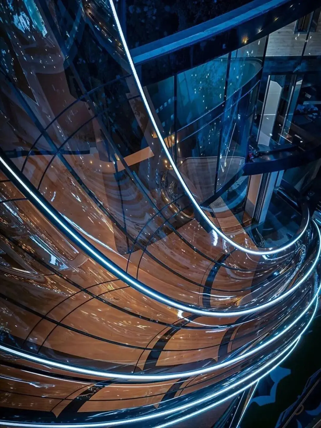 miki迪拜__迪拜新地标