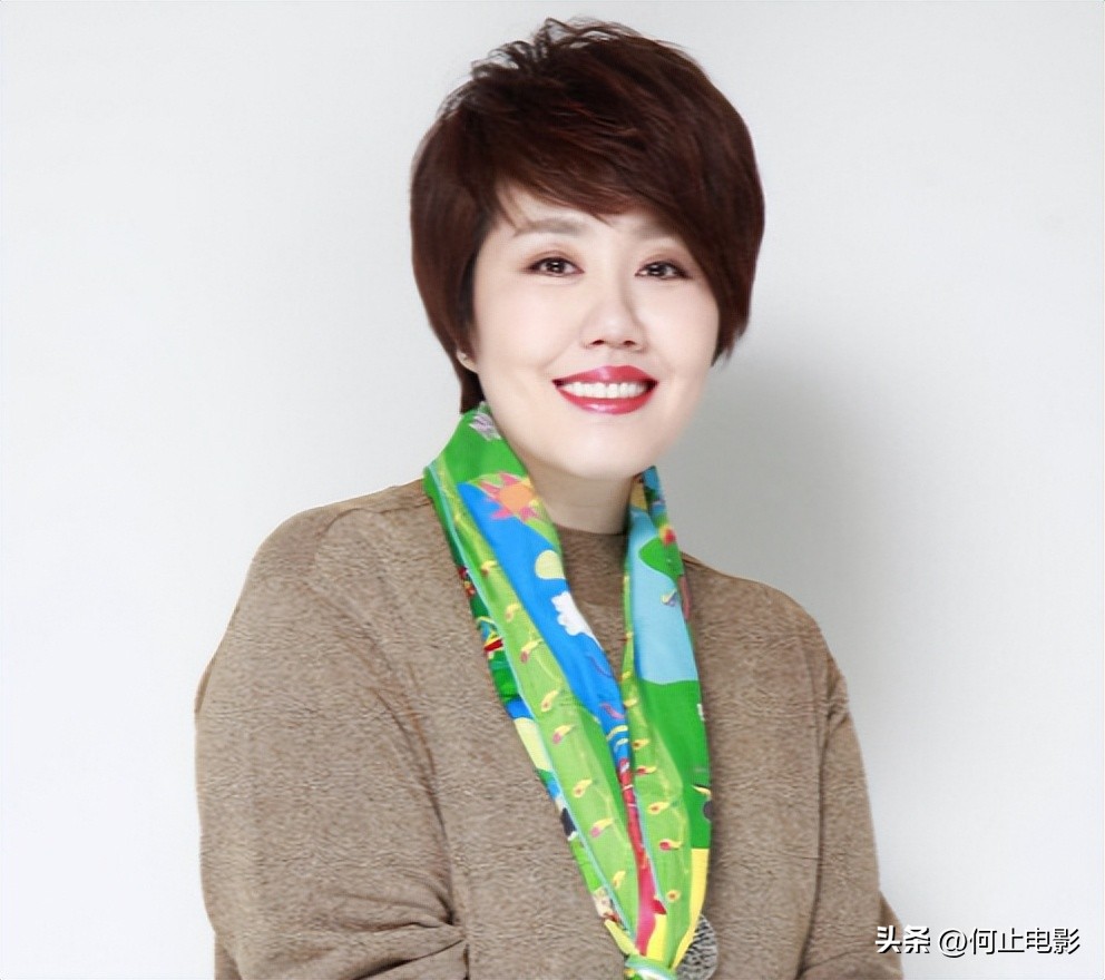 春晚导演赵安_春晚导演哈文2012赵本山_