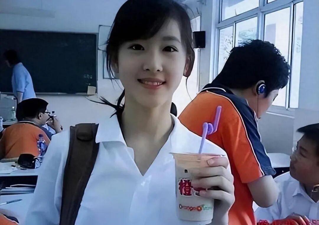 _豪门贵妇是什么意思_豪门贵妇翻车后