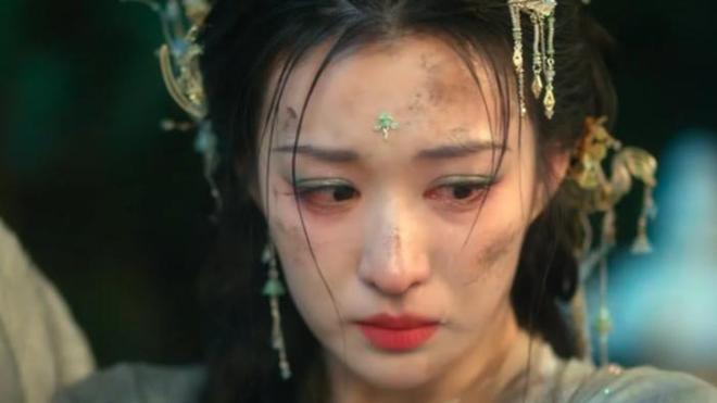 《成何体统》热度第1，力压《生命树》，观众却弃剧一片理由一致__《成何体统》热度第1，力压《生命树》，观众却弃剧一片理由一致