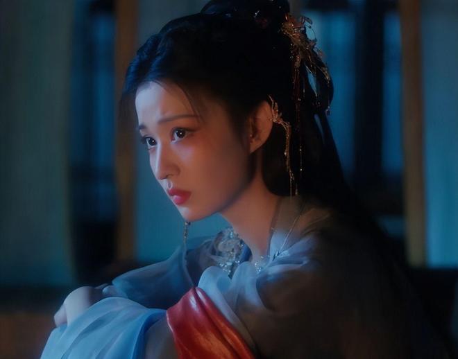 _《成何体统》热度第1，力压《生命树》，观众却弃剧一片理由一致_《成何体统》热度第1，力压《生命树》，观众却弃剧一片理由一致