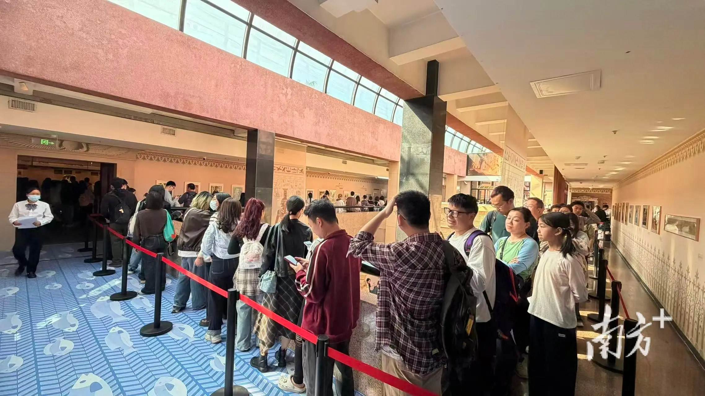 2013年埃及建材展__埃及旅游进金字塔注意事项