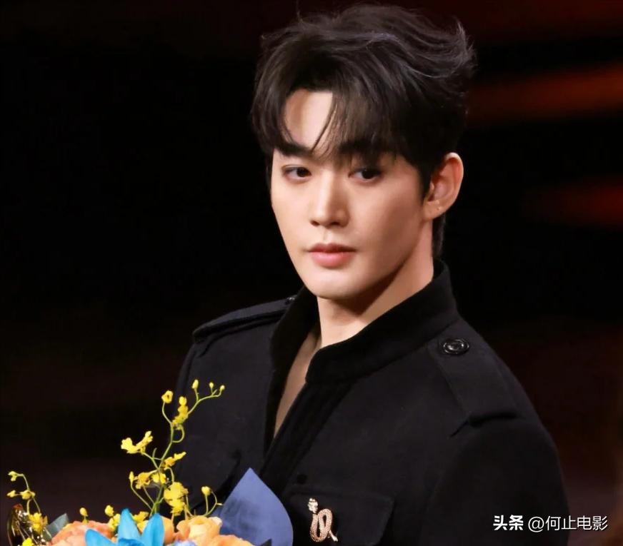 杨紫变瘦_杨紫瘦肩_