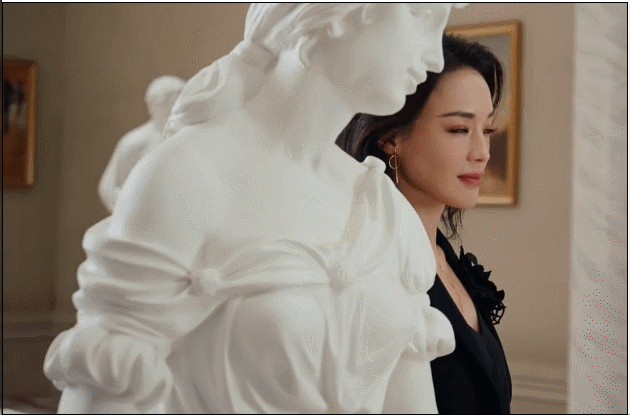 _舒淇分体长裙露腰，钟楚曦花裙配羊毛卷，海边度假速速抄作业！_舒淇分体长裙露腰，钟楚曦花裙配羊毛卷，海边度假速速抄作业！