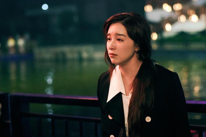 杨幂女主控场色__杨幂和江疏影谁高