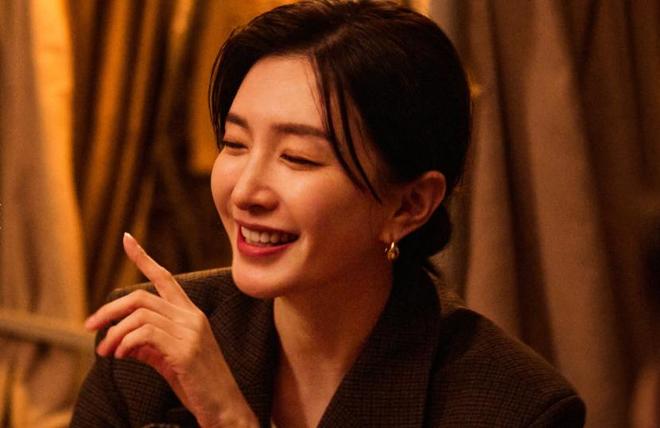 杨幂女主控场色__杨幂和江疏影谁高