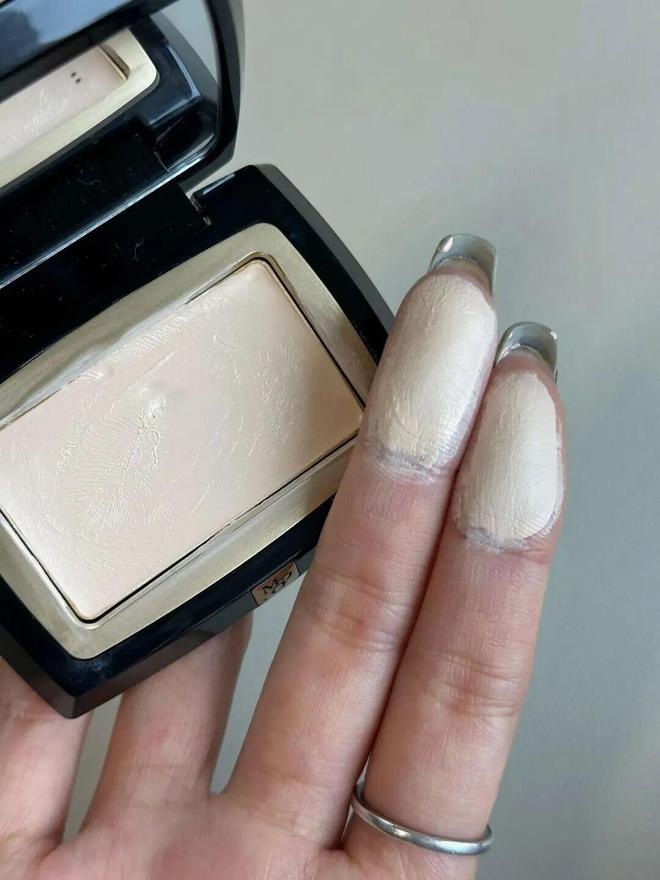 真爱大牌|| 过年5分钟搞定好气色，用了一整年才来分享__真爱大牌|| 过年5分钟搞定好气色，用了一整年才来分享