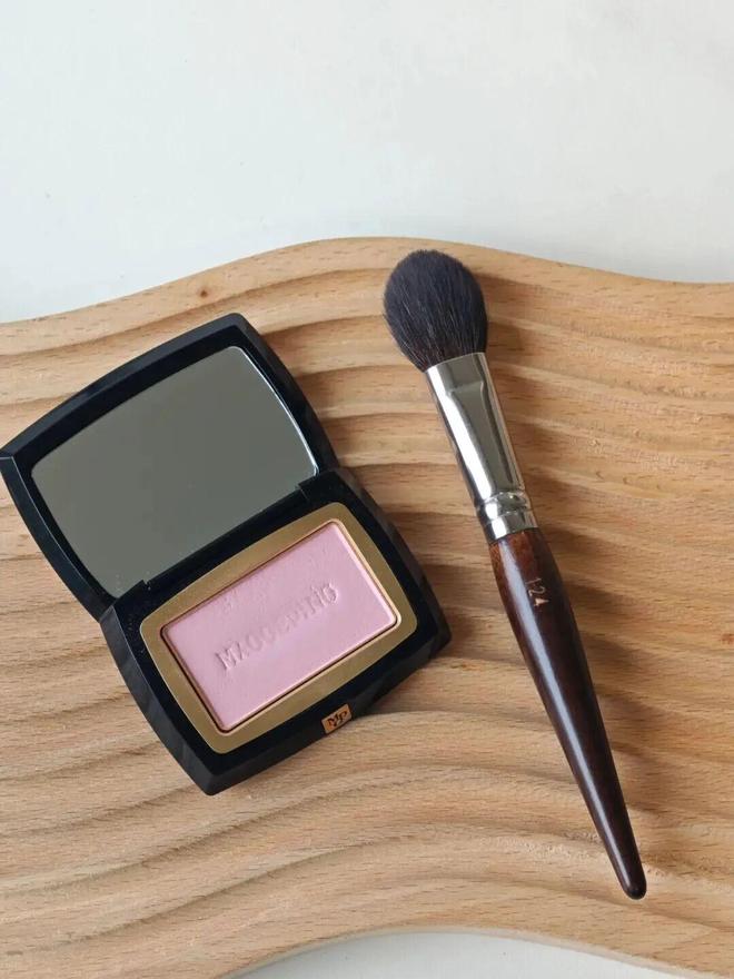 真爱大牌|| 过年5分钟搞定好气色，用了一整年才来分享__真爱大牌|| 过年5分钟搞定好气色，用了一整年才来分享