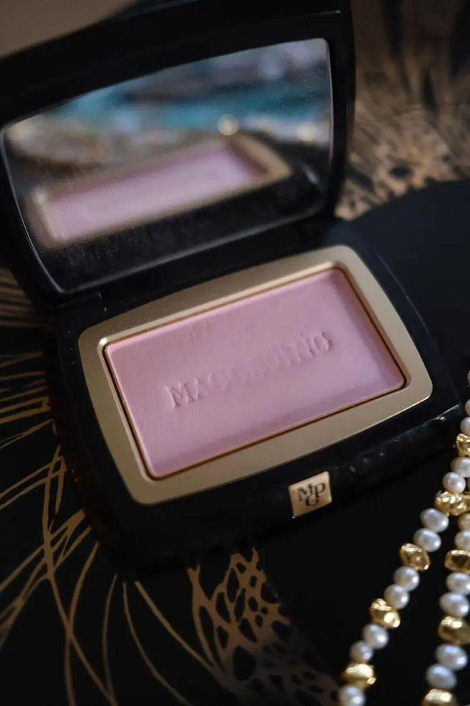 _真爱大牌|| 过年5分钟搞定好气色，用了一整年才来分享_真爱大牌|| 过年5分钟搞定好气色，用了一整年才来分享