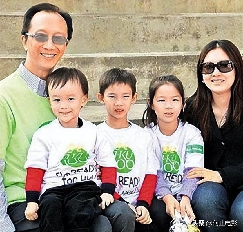 恩爱24年难抵残酷现实, 伏明霞把梁锦松熬成爹, 不被看好是有原因的__恩爱24年难抵残酷现实, 伏明霞把梁锦松熬成爹, 不被看好是有原因的