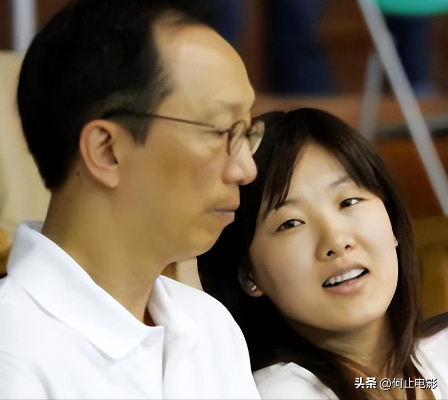 恩爱24年难抵残酷现实, 伏明霞把梁锦松熬成爹, 不被看好是有原因的__恩爱24年难抵残酷现实, 伏明霞把梁锦松熬成爹, 不被看好是有原因的