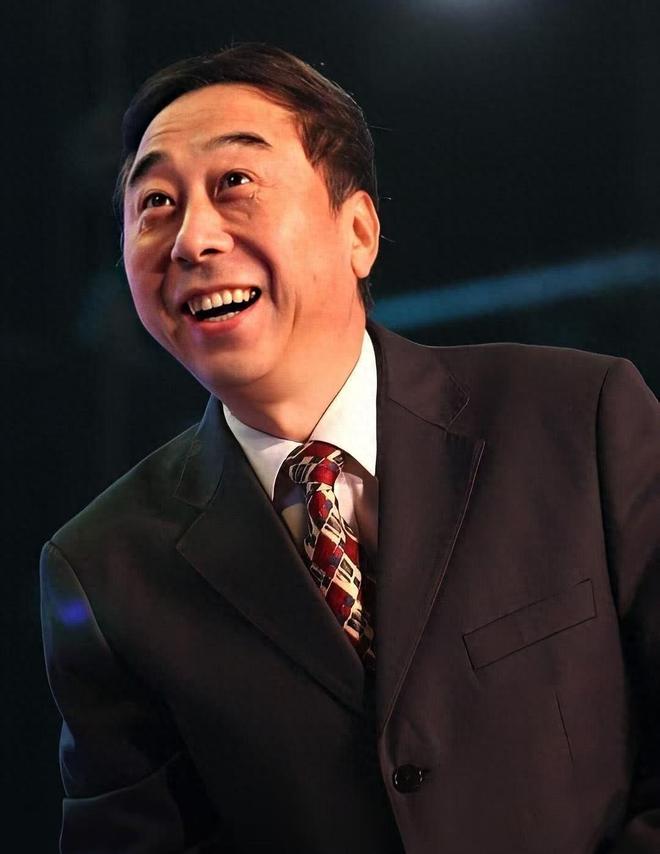 和闫学晶结婚？与牛群闹掰？骚扰保姆？冯巩私生活谣言有多离谱！