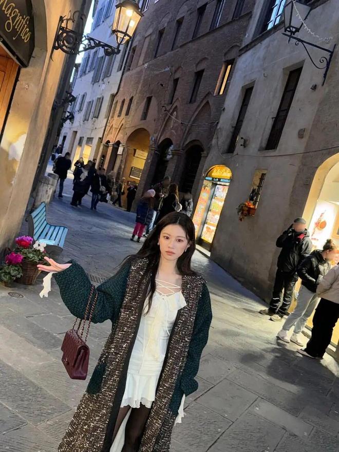 恋爱甜宠剧排行榜_恋爱甜蜜剧_