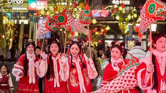 去金山体验“古镇过大年”，解锁N种新春跨界“新玩法”