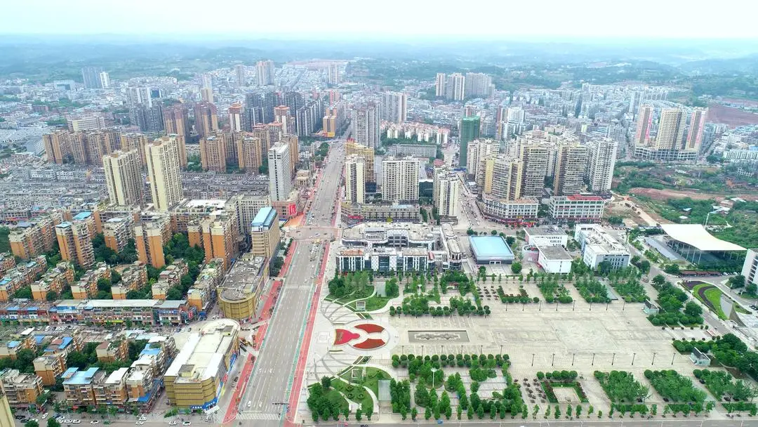 安岳县文广旅局局长杨雅茜：立足唐宋石窟，打造成渝中部特色鲜明旅游目的地丨马年文旅开新局