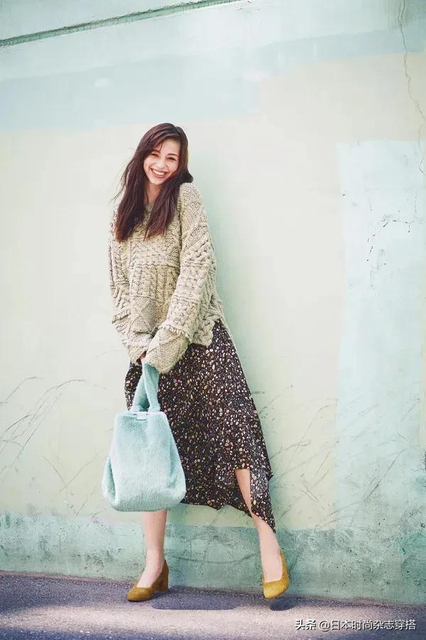 衬衫秋季想要外套灯芯绒怎么办_灯芯绒衬衫外套搭配_