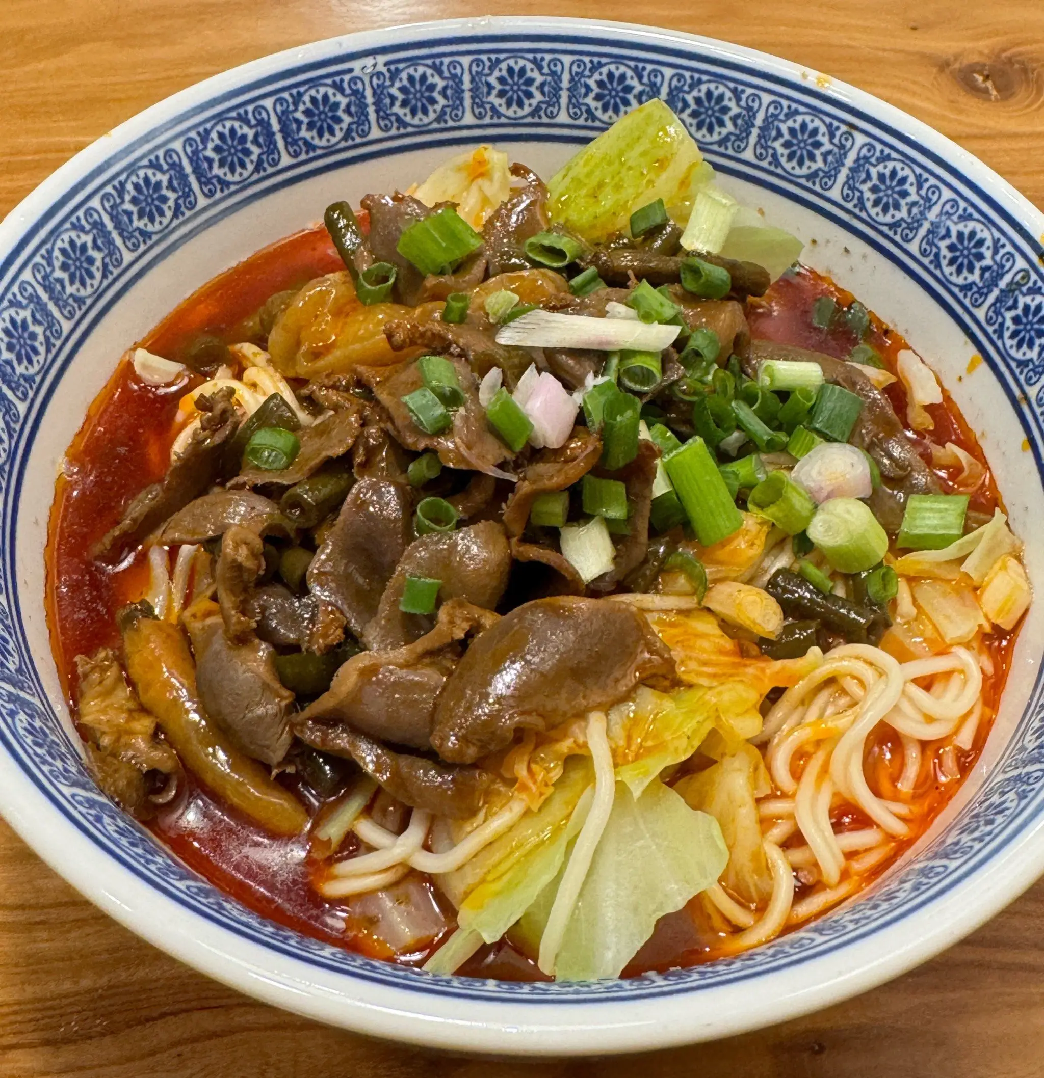 重庆最地道的7碗面，每碗都是江湖味，本地人私藏不踩雷，来了就得吃个遍_重庆最地道的7碗面，每碗都是江湖味，本地人私藏不踩雷，来了就得吃个遍_