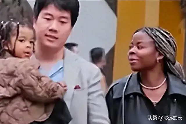 湖北小伙娶非洲酋长女儿，生女儿后定居成都，娘家每月给1万美金
