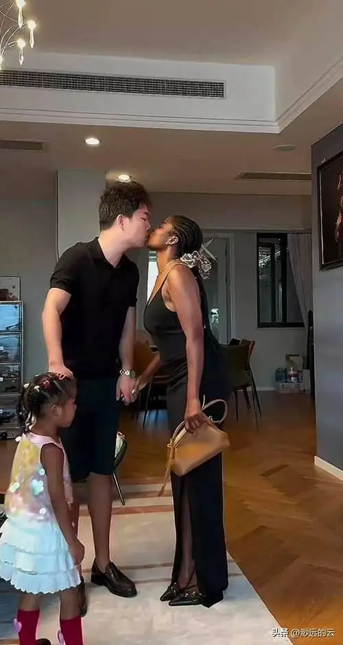 _金牌调解女儿要嫁外国男友_女儿嫁到美国父母过去好吗