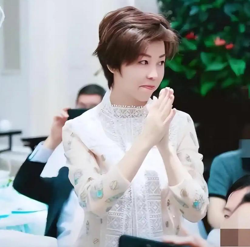 残酷恶夫小说_残废总裁的医妻_